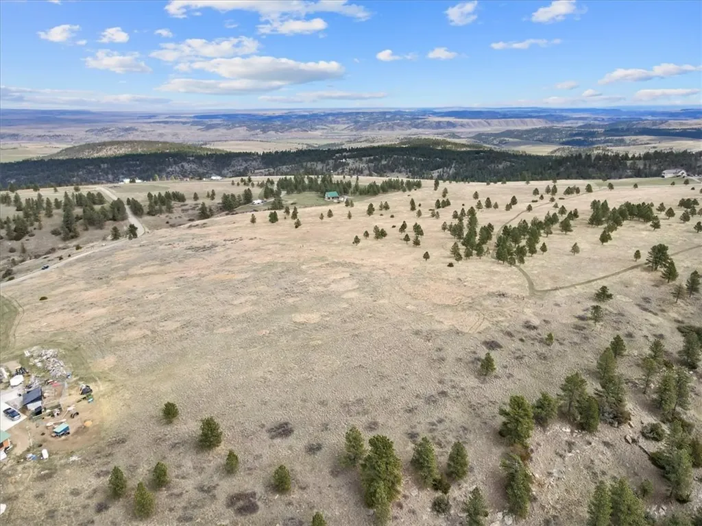23 Beartooth Lane Columbus MT 59019