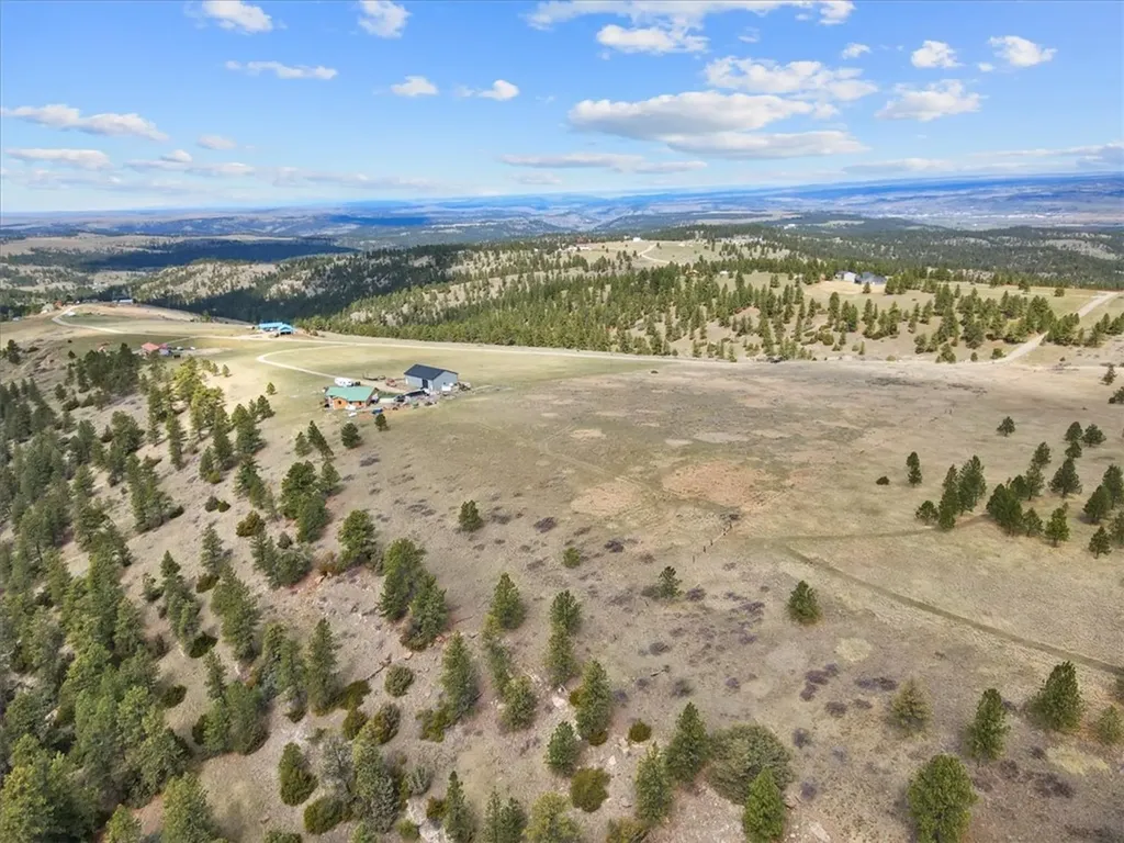 23 Beartooth Lane Columbus MT 59019