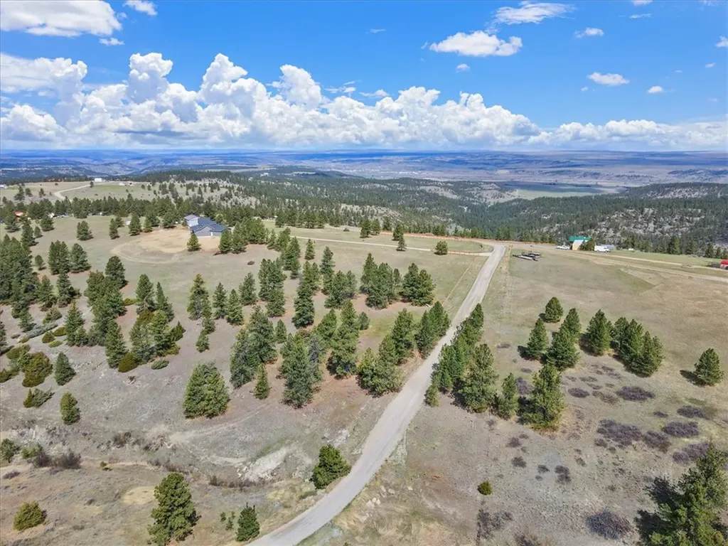 23 Beartooth Lane Columbus MT 59019