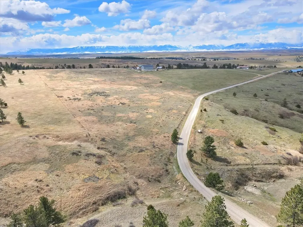 23 Beartooth Lane Columbus MT 59019