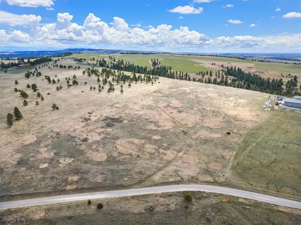 23 Beartooth Lane Columbus MT 59019