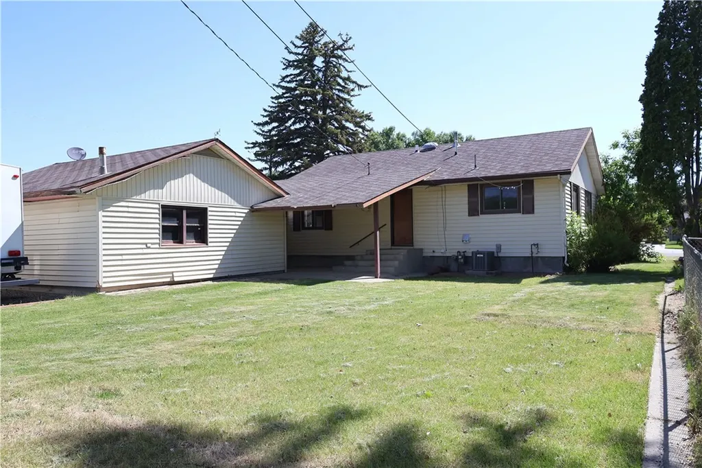 1034 1st Avenue Laurel MT 59044
