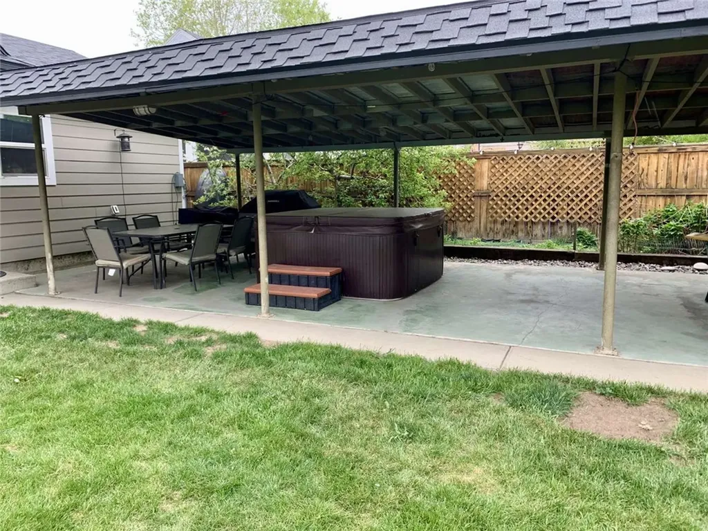 2413 Elizabeth Street Billings MT 59102