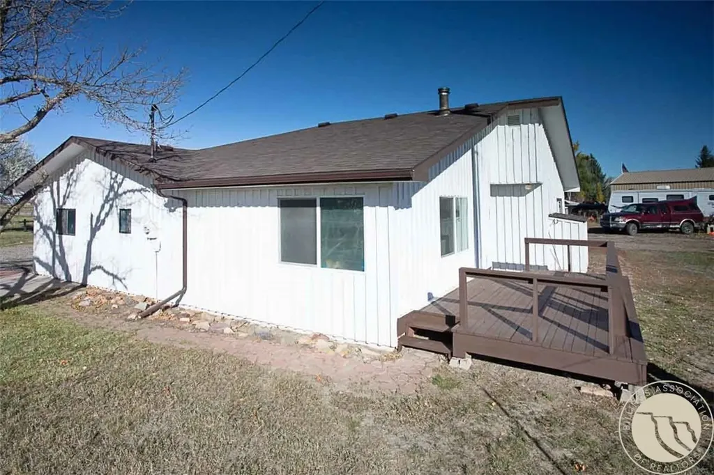 6513 Frey Road Shepherd MT 59079