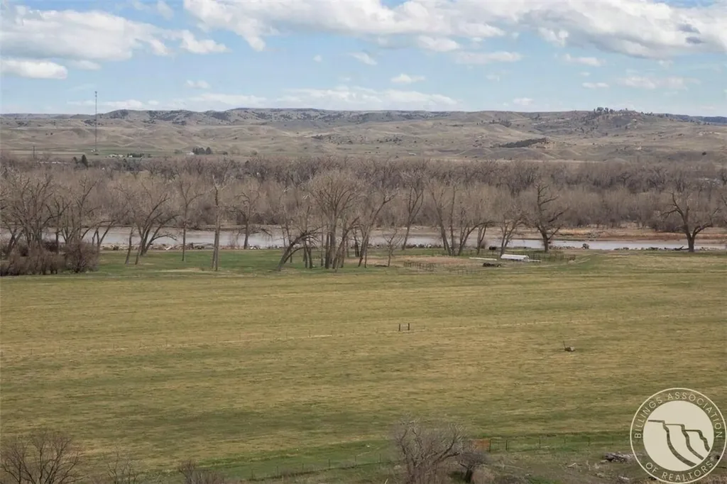 6513 Frey Road Shepherd MT 59079