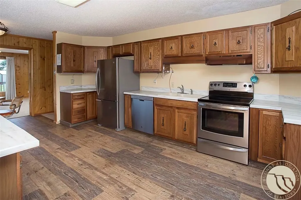 6513 Frey Road Shepherd MT 59079