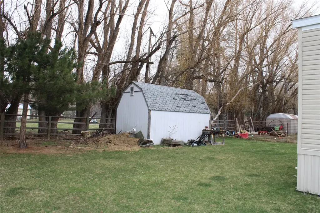 59 Abattoir Road Absarokee MT 59001