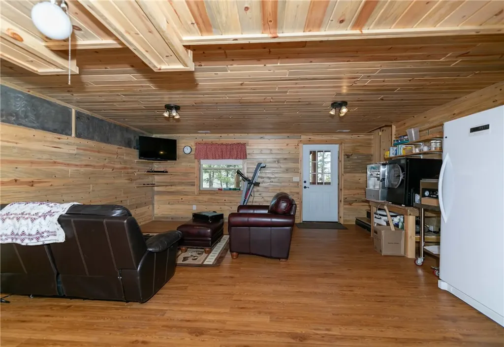 159 Countryman Drive Columbus MT 59019