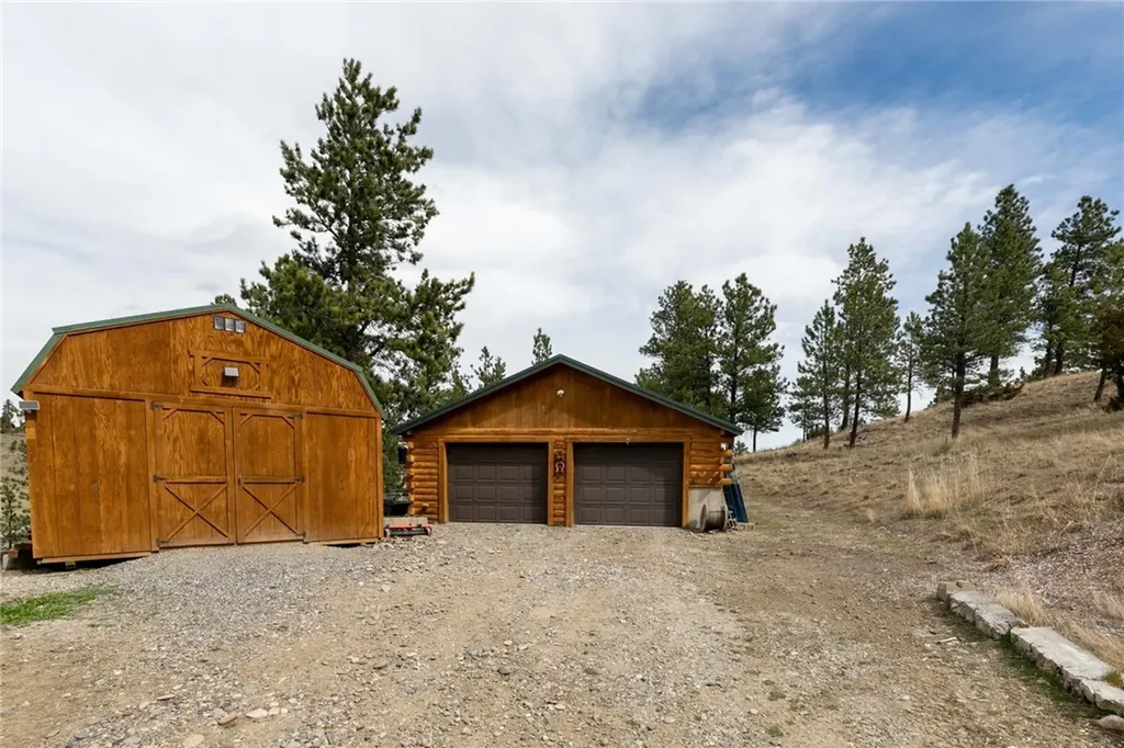 159 Countryman Drive Columbus MT 59019