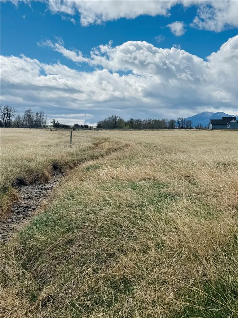 Tbd-lot 10 Horseshoe Trail Roberts MT 59070