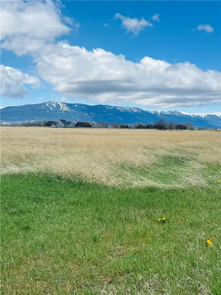 25 Horseshoe Trail Roberts MT 59070