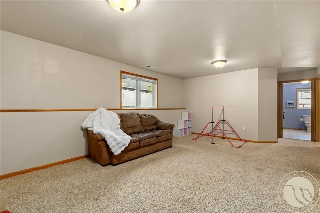 1262 Mirror Lake Lane Billings MT 59105