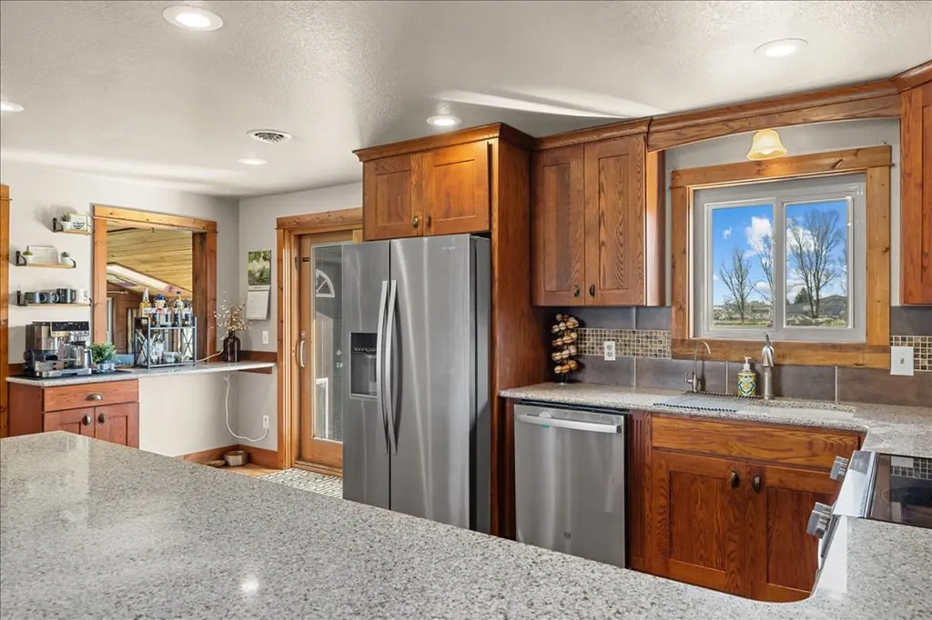 3227 S 74th Street W Billings MT 59106