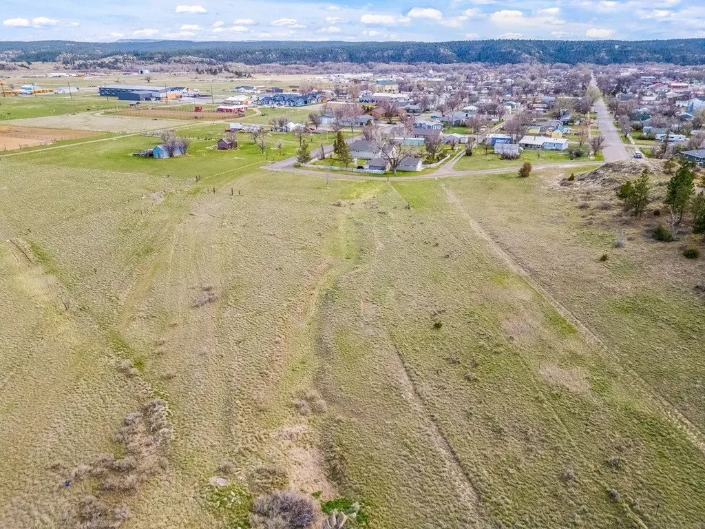 0000 14th Avenue E Roundup MT 59072