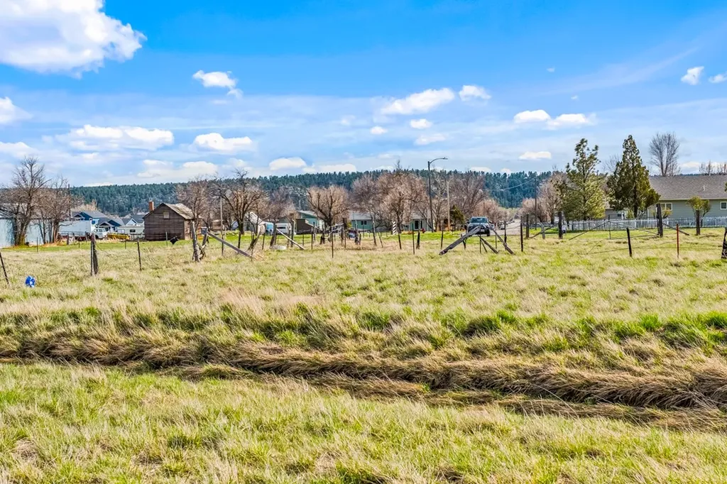 0000 14th Avenue E Roundup MT 59072