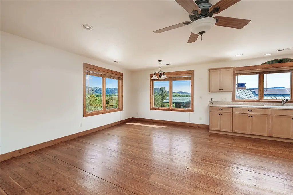 70 Pishkun Road Fishtail MT 59028