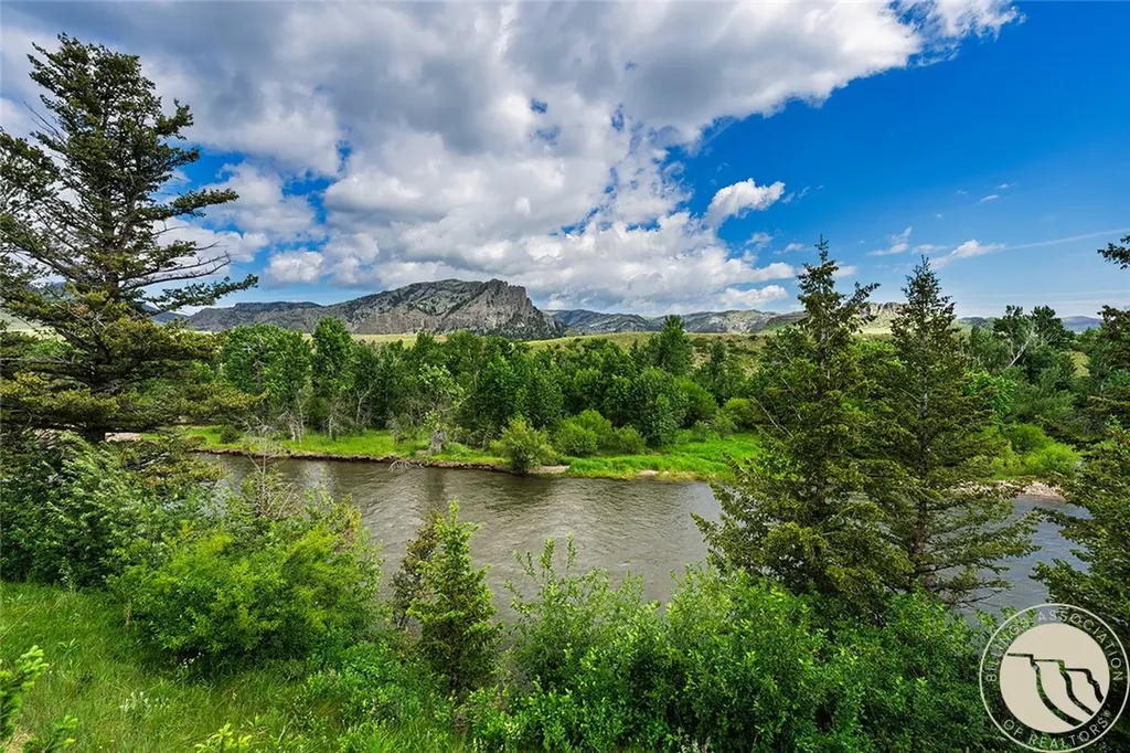 70 Pishkun Road Fishtail MT 59028
