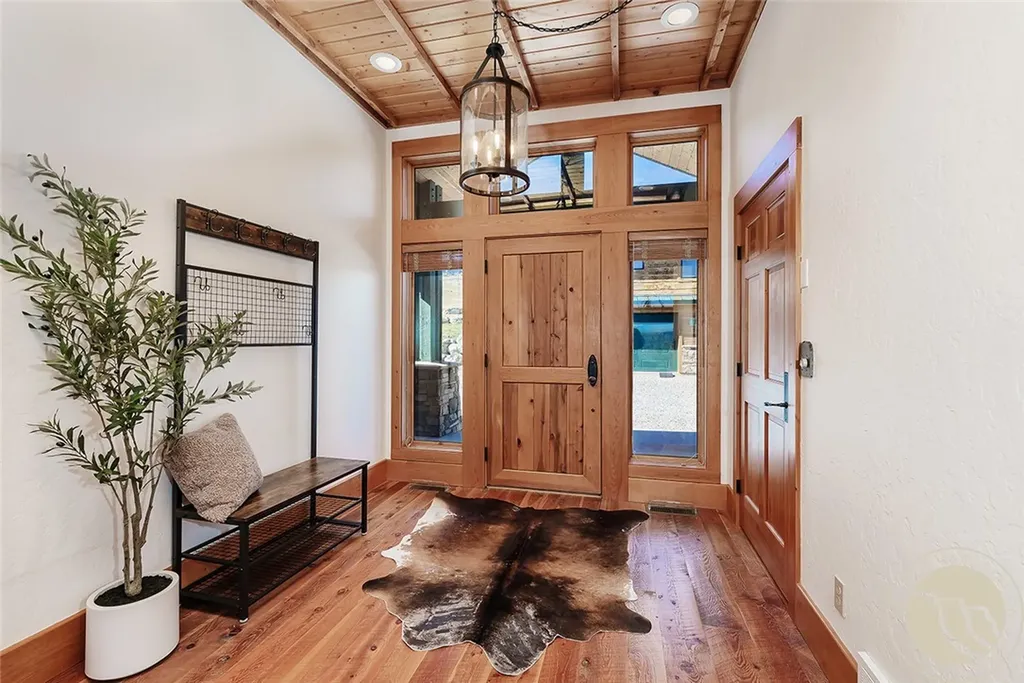 70 Pishkun Road Fishtail MT 59028
