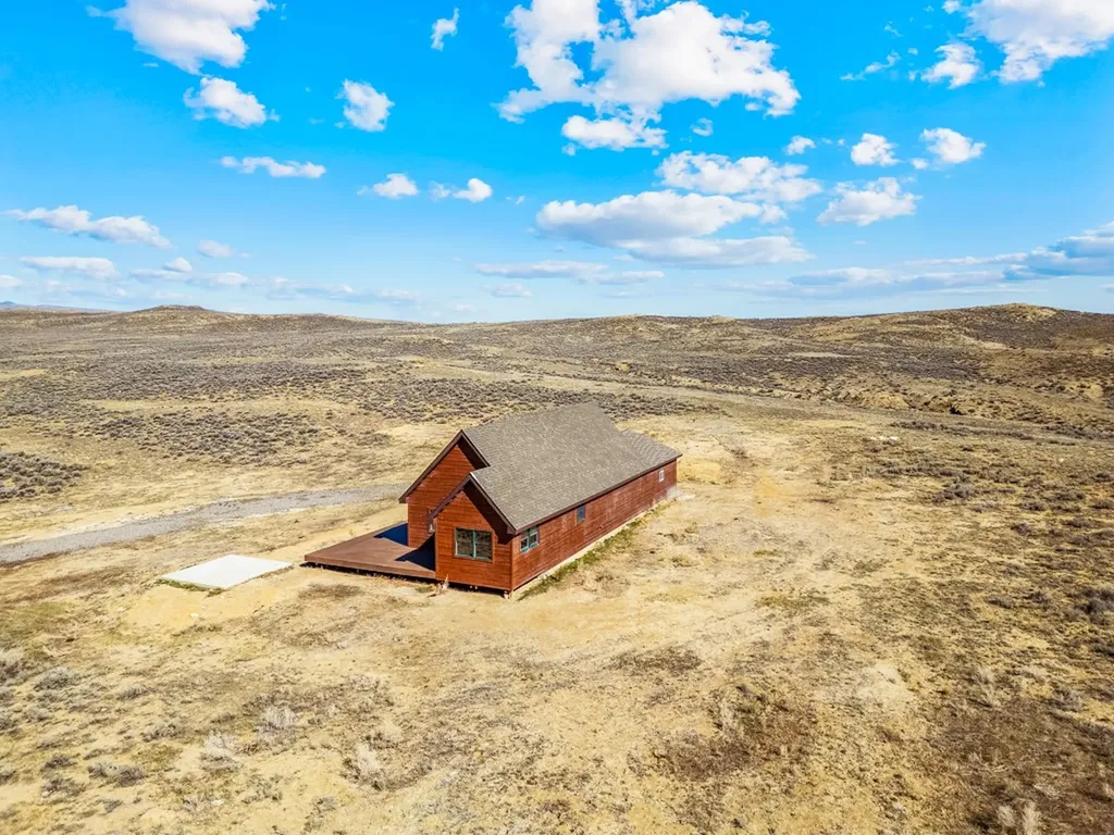 1311 Meeteetse Trail Belfry MT 59008