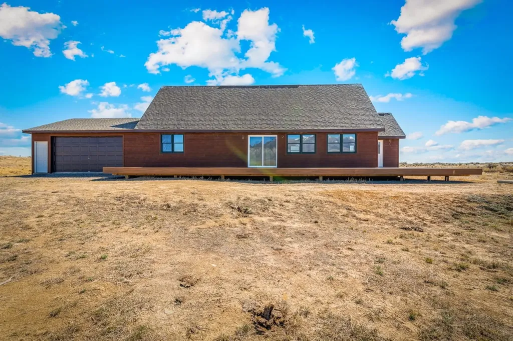 1311 Meeteetse Trail Belfry MT 59008