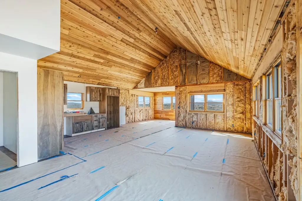 1311 Meeteetse Trail Belfry MT 59008