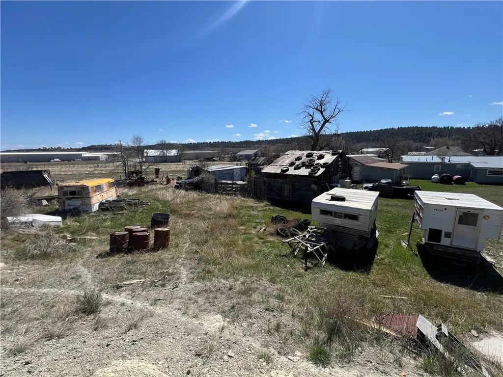 410 4th Street E Roundup MT 59072