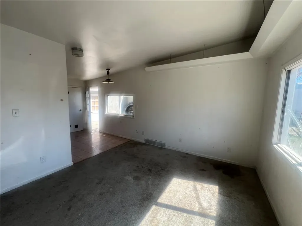 410 4th Street E Roundup MT 59072