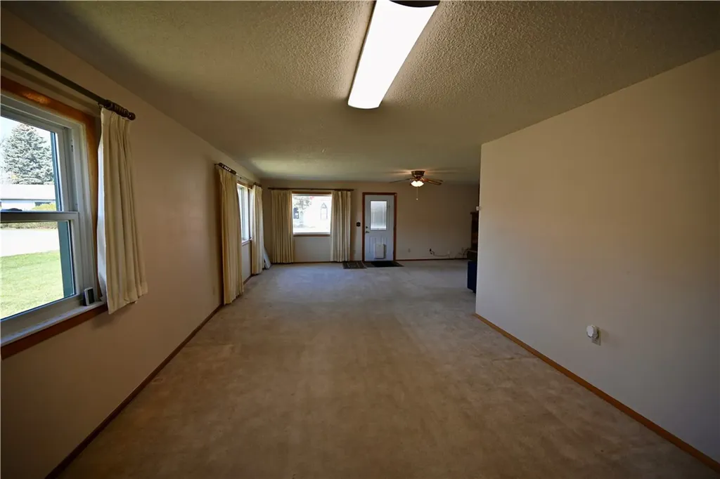 310 W Carbon Avenue Joliet MT 59041