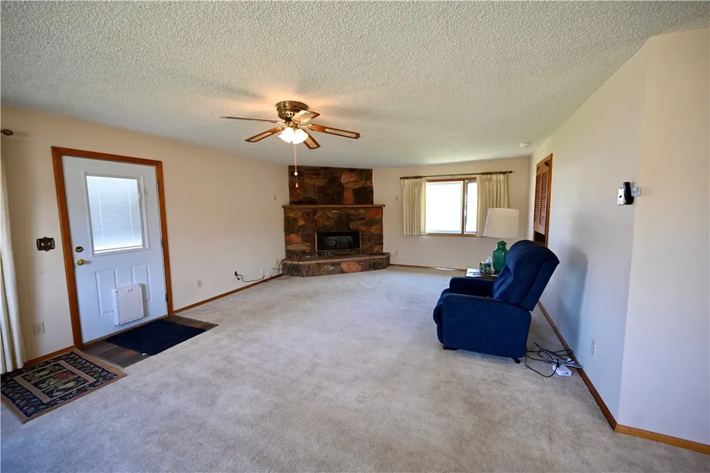 310 W Carbon Avenue Joliet MT 59041