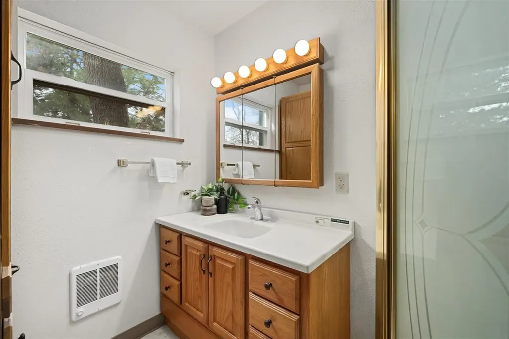 2095 17th Street West #2 Billings MT 59102