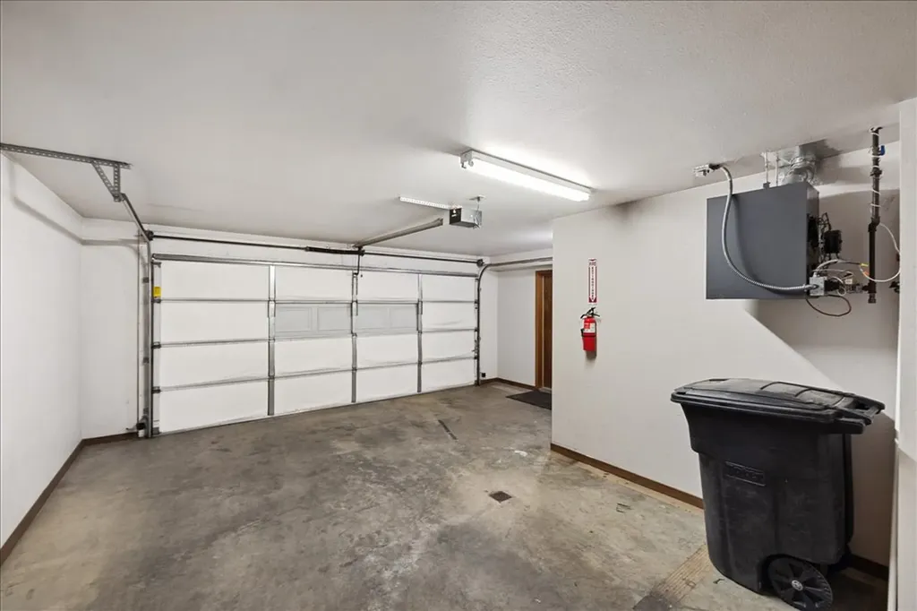 2095 17th Street West #2 Billings MT 59102