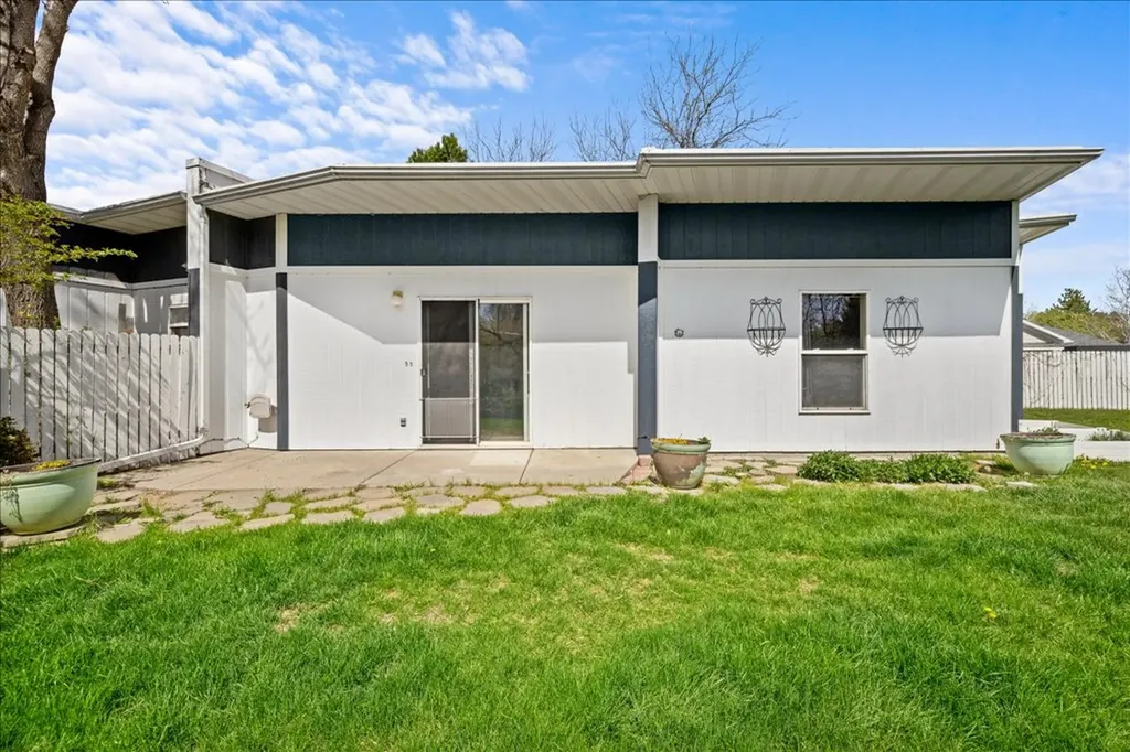 2095 17th Street West #2 Billings MT 59102