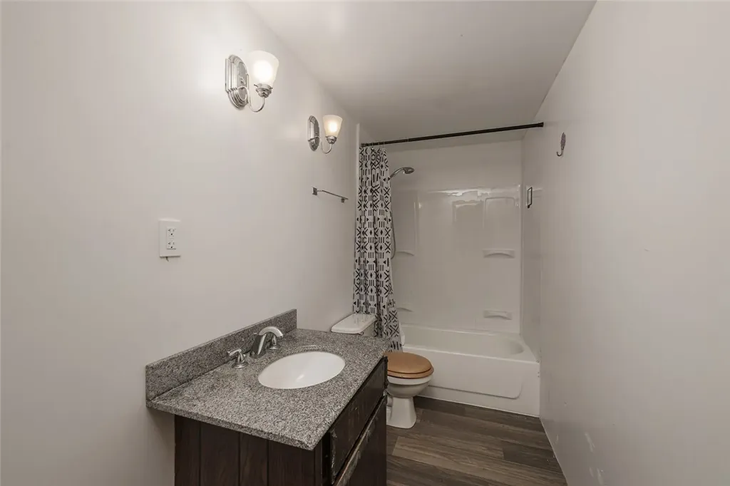 106 1st Avenue SE Park City MT 59063