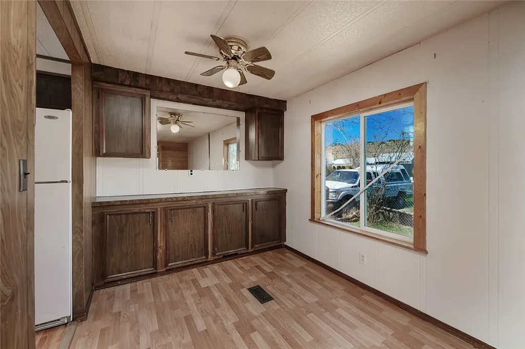 106 1st Avenue SE Park City MT 59063