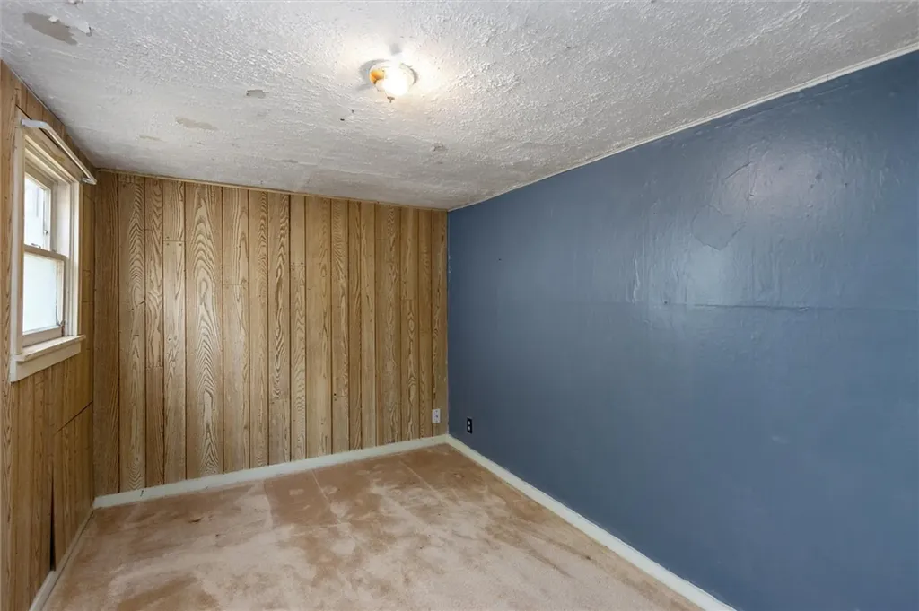 119 S Woodard Avenue Absarokee MT 59001