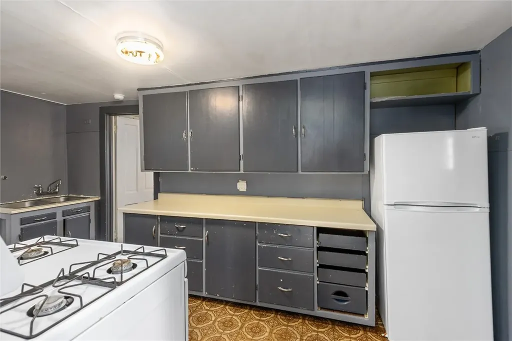 119 S Woodard Avenue Absarokee MT 59001