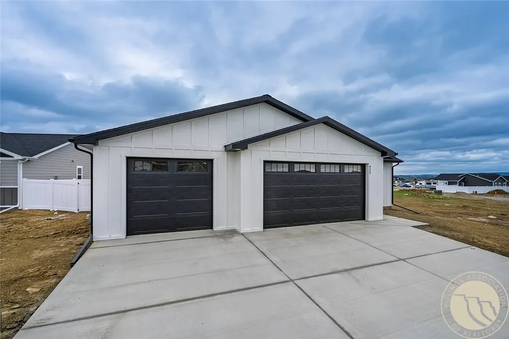 925 Madrid Drive Billings MT 59105