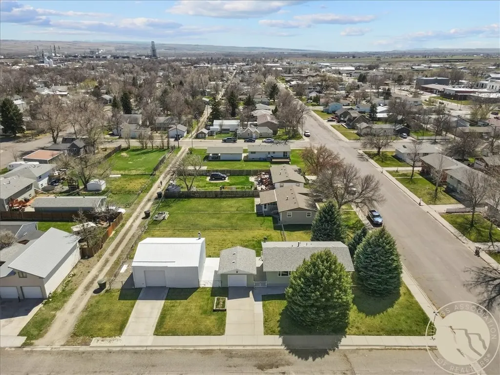 620 W 8th Street Laurel MT 59044
