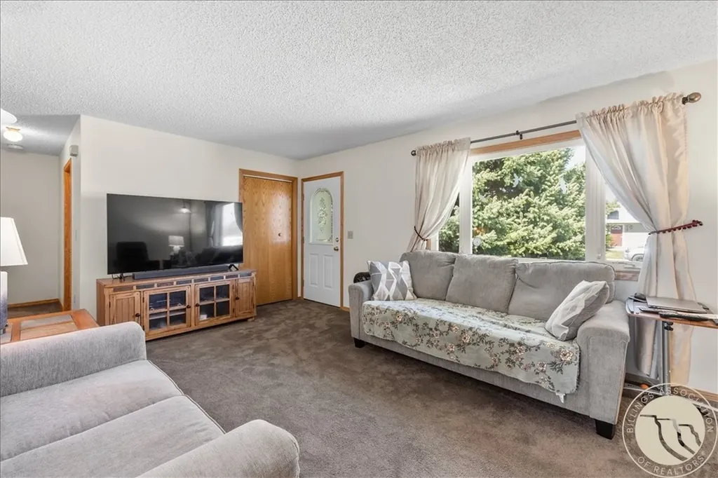 620 W 8th Street Laurel MT 59044