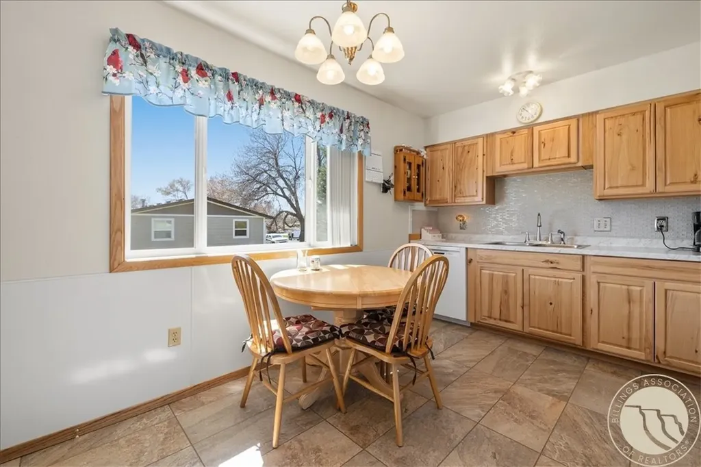 620 W 8th Street Laurel MT 59044