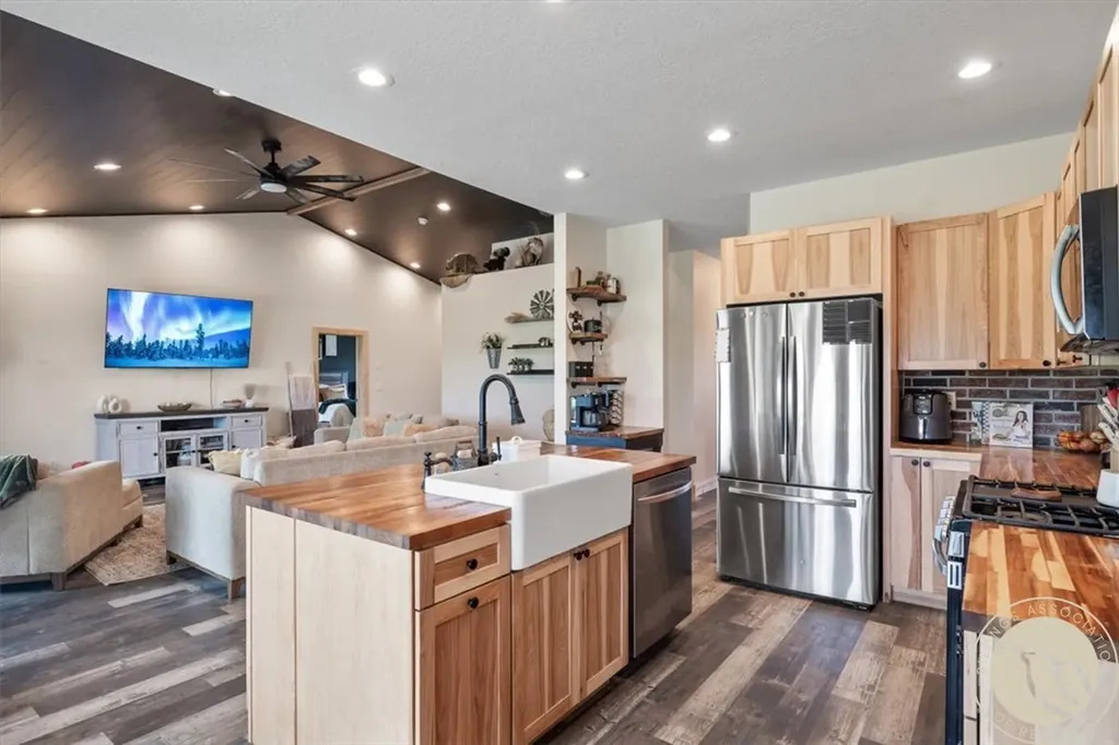 4 Morgan Drive Park City MT 59063