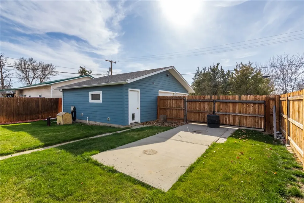 524 Elm Avenue Laurel MT 59044