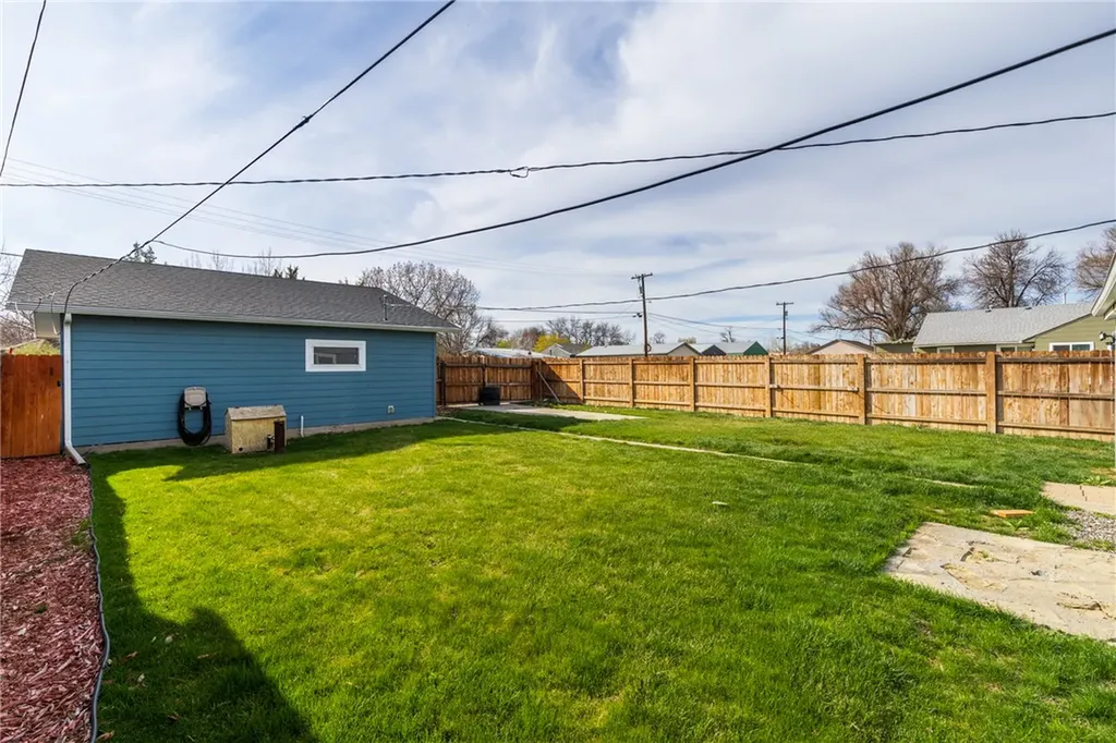 524 Elm Avenue Laurel MT 59044