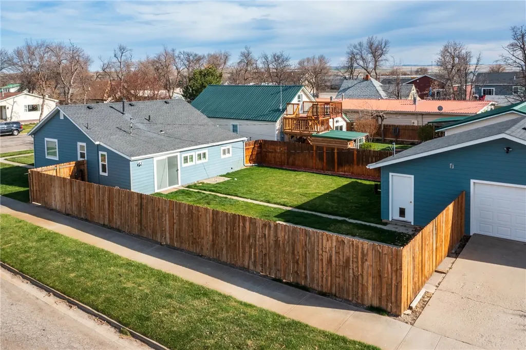 524 Elm Avenue Laurel MT 59044