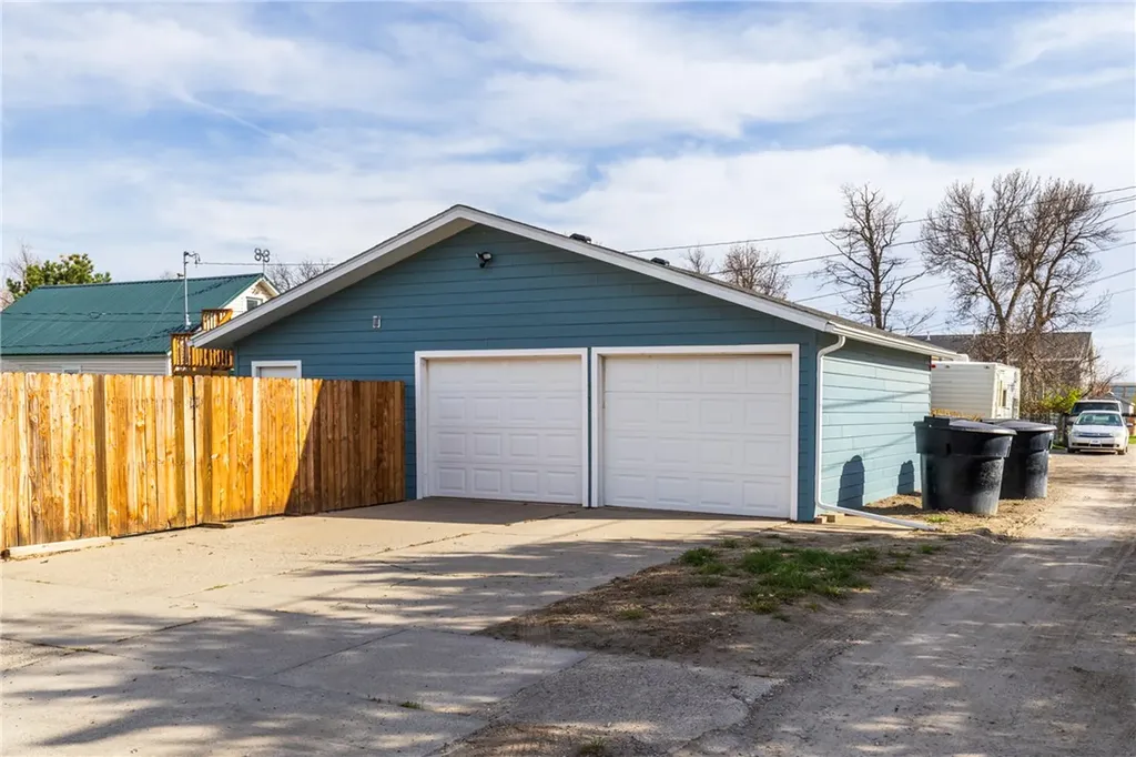 524 Elm Avenue Laurel MT 59044
