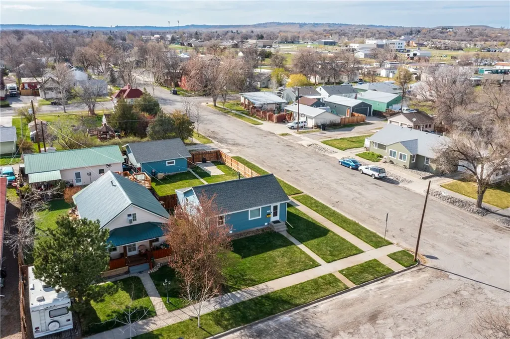524 Elm Avenue Laurel MT 59044