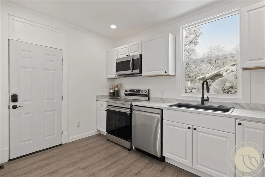 38 Lewis Avenue Billings MT 59101