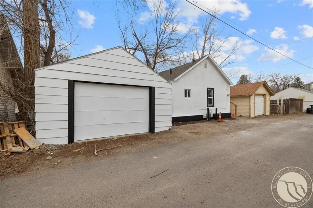 38 Lewis Avenue Billings MT 59101