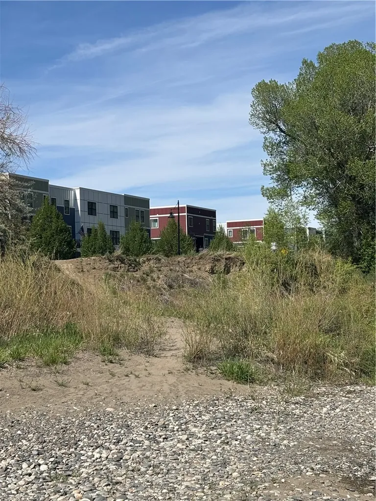 1904 Songbird Drive Billings MT 59101