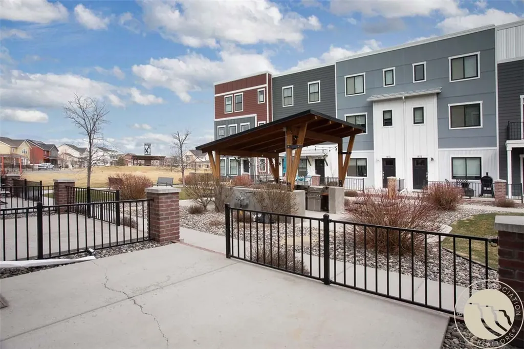1904 Songbird Drive Billings MT 59101